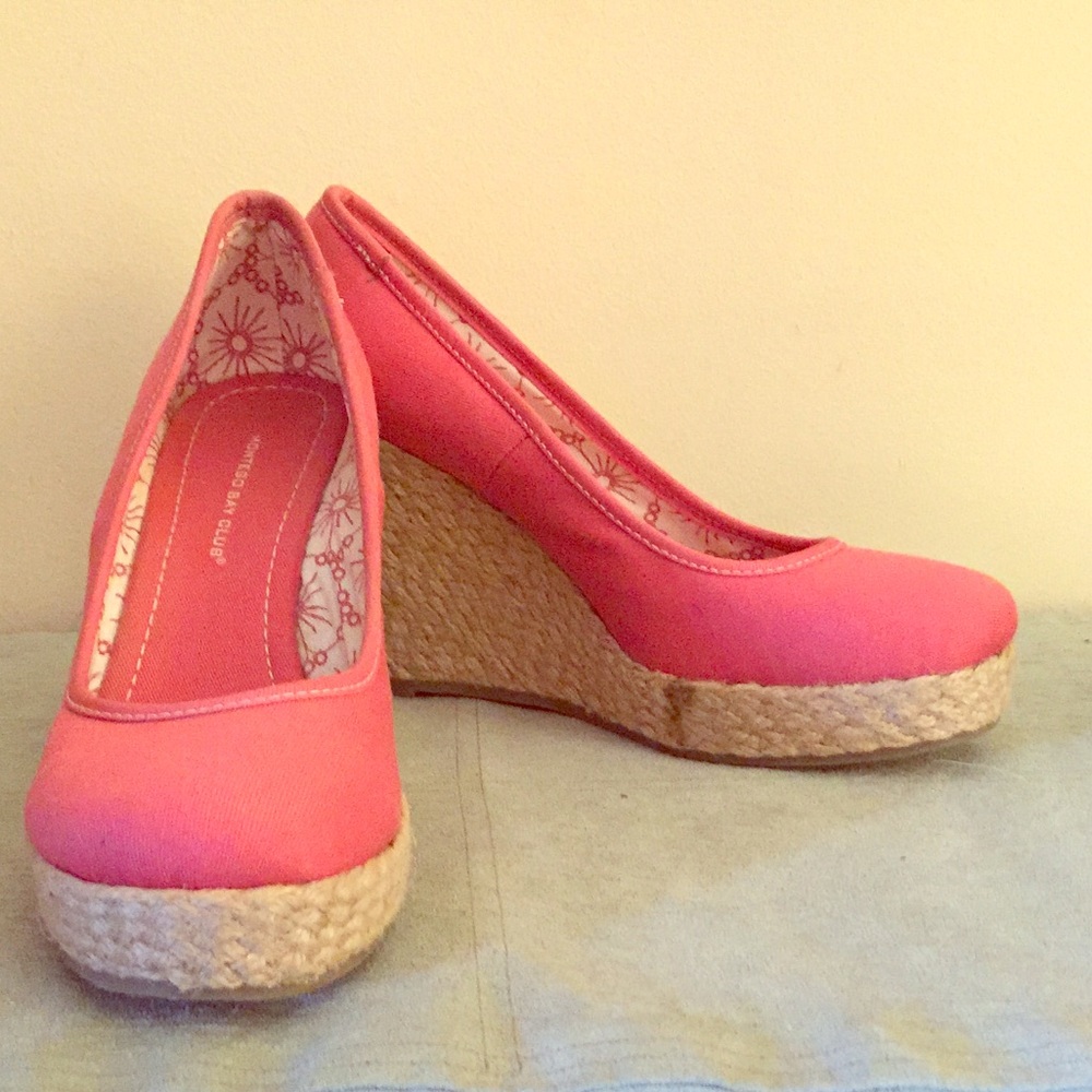NWOT Montego Bay Club Wedges